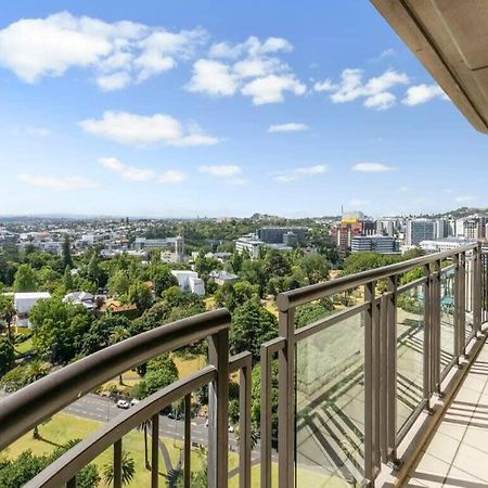 Bright One Bedroom Beauty With Balcony And Unbeatable Views Auckland Exterior foto